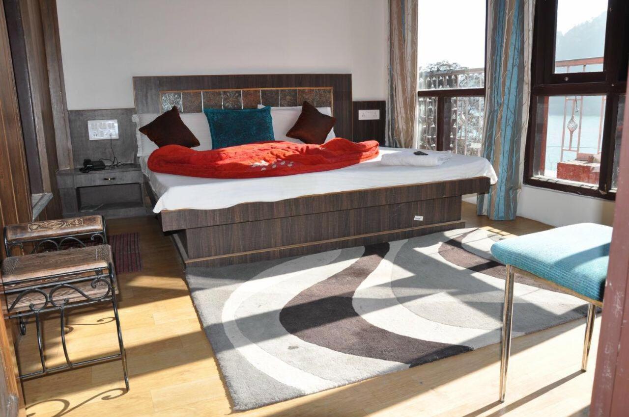 Hotel Ahuja Nainital Kültér fotó